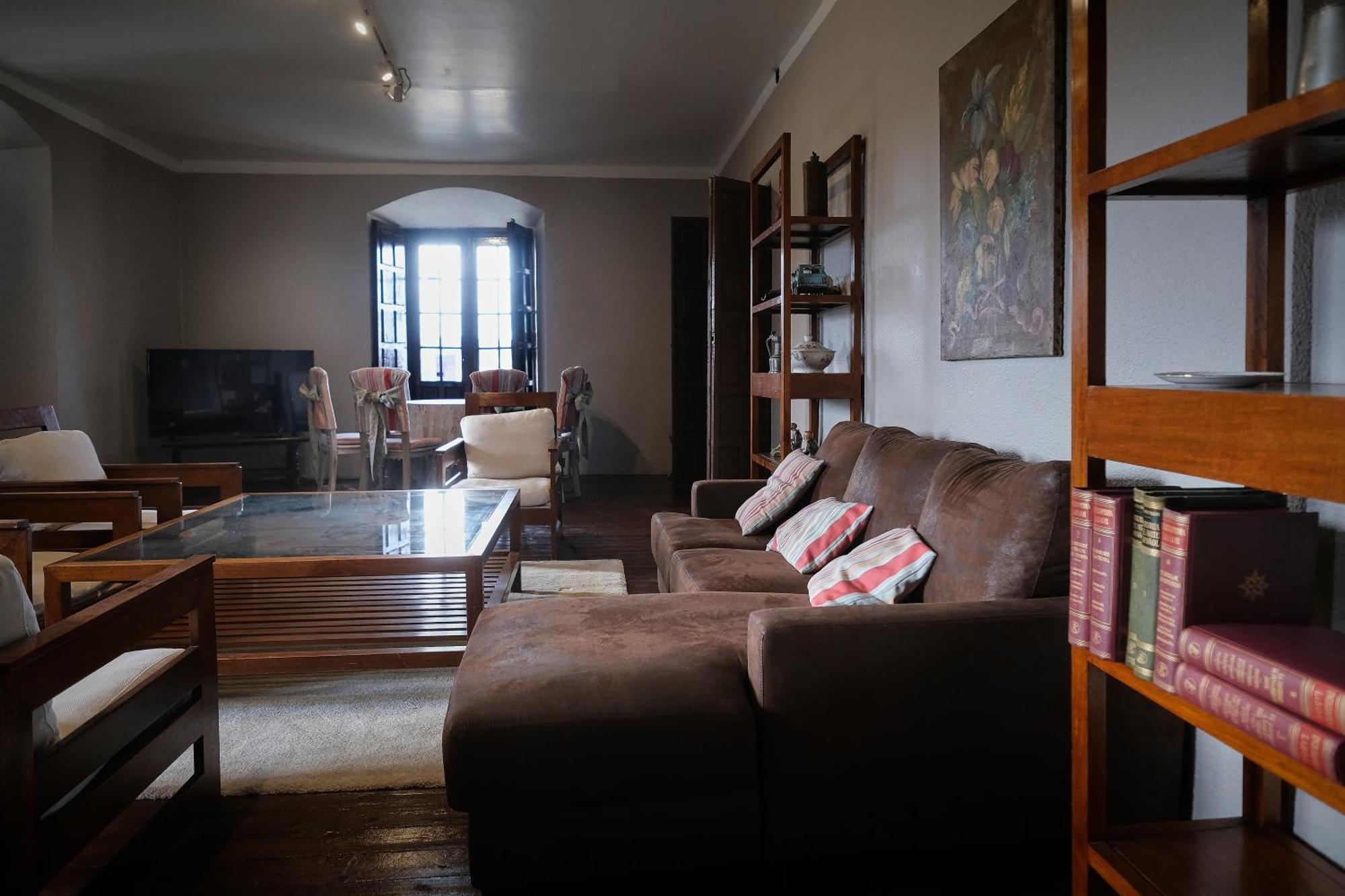Casa Rural Palacio Conde De Aldana Con Piscina Entre Encinares Y Dehesas Terradillos Екстериор снимка