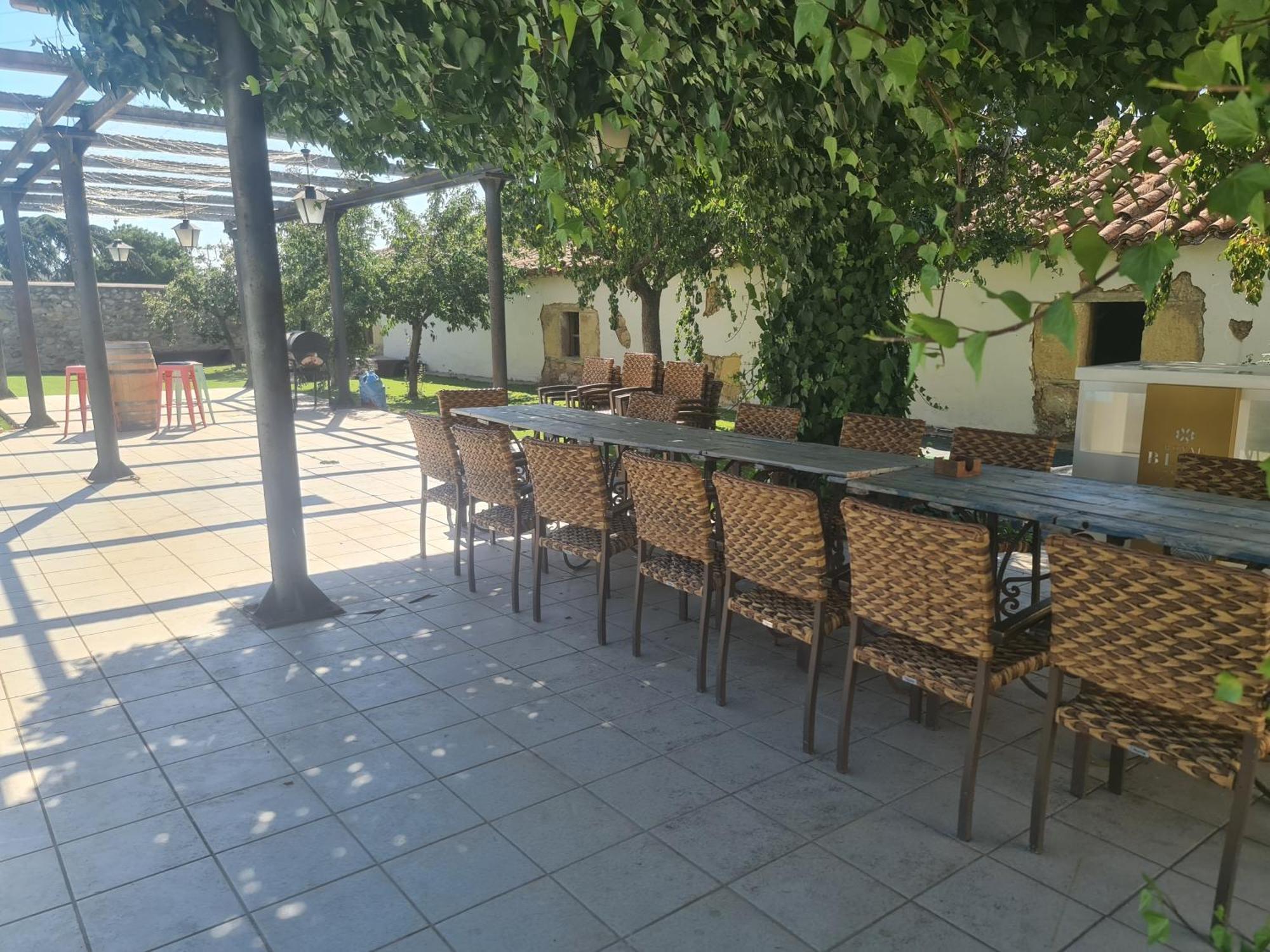 Casa Rural Palacio Conde De Aldana Con Piscina Entre Encinares Y Dehesas Terradillos Екстериор снимка